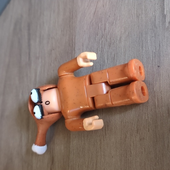 Set Of 2! Roblox Series 1 Chicken Man Minifig - Picture 3 of 6